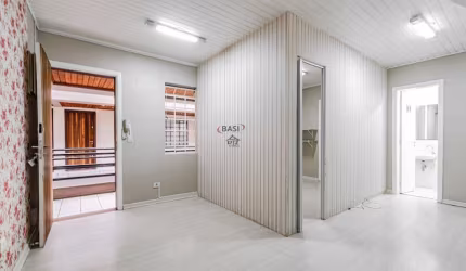 Sala Comercial á Venda nas Mercês! (Ótima oportunidade para o seu negócio!!!)