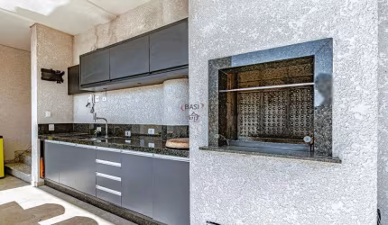 Casa em Condomínio a Venda com Piscina Privativa, 3 Dormitórios e Ampla Área de Lazer - Santa Cândida/Atuba