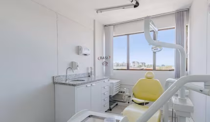 SALA COMERCIAL - PINHEIRINHO