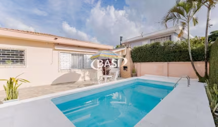 Casa Terra com Piscina á Venda no Jardim Social