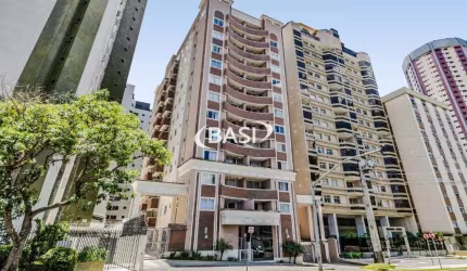 Apartamento de 2 dormitórios à venda no Champagnat, Curitiba
