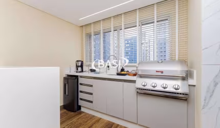 APARTAMENTO REFORMADO À VENDA NO BATEL COM 4 DORMITÓRIOS E 2 VAGAS DE GARAGEM !!!!