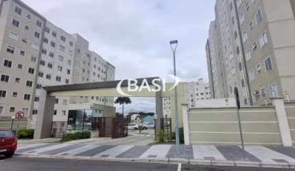 Apartamento com 2 dormitórios em condomínio Clube no Uberaba