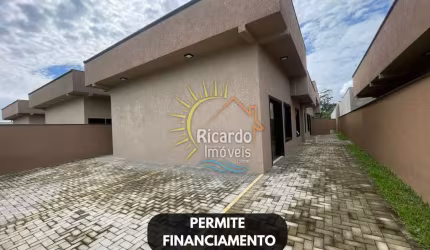 Casa com 3 quartos à venda na Rua Cabo Frio, 1713, Shangri-lá, Pontal do Paraná por R$ 419.800