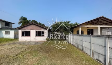 Casa com 3 quartos à venda na Rua Canarinho, 126, Balneário Marissol, Pontal do Paraná por R$ 370.000