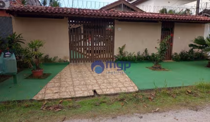 Chácara com 2 dormitórios à venda, 468 m² por R$ 850.000 - Maitinga - Bertioga/SP