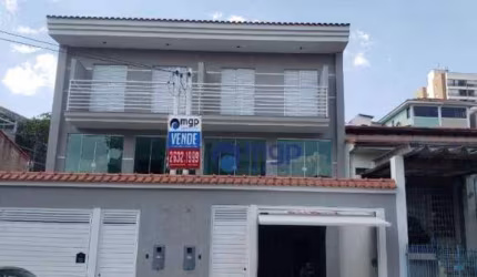 Sobrado a venda com 3 quartos, 140 m² - Vila Isolina Mazzei