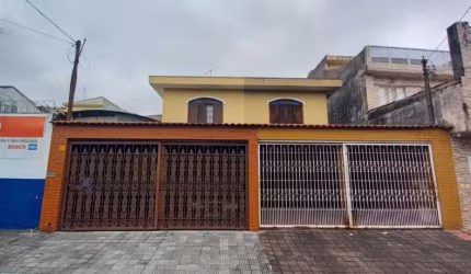 Sobrado com 3 dormitórios à venda, 167 m² - Parque Novo Mundo