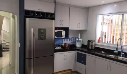 Sobrado com 3 dormitórios à venda, 140 m² - Vila Nivi