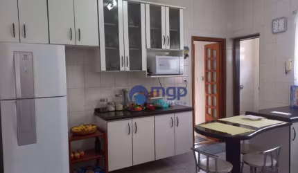 Sobrado com 3 dormitórios à venda, 130 m² por R$ 700.000,00 - Vila Maria - São Paulo/SP