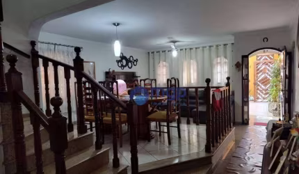 Sobrado com 3 quartos e área gourmet, à venda na Vila Medeiros - 192 m² - São Paulo/SP