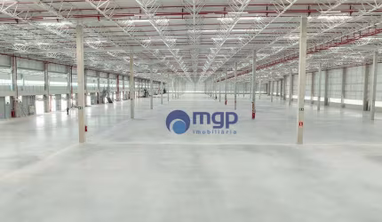 Galpão em Condomínio para Alugar às Margens da Rodovia Régis Bittencourt - R$ 30/m² - 2.835 m² - Embu das Artes/SP