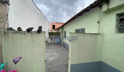 Casa com 1 quarto para locação no bairro Jardim Japão