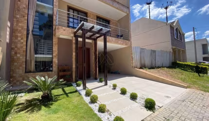 Sobrado com 4 quartos, 220 m², à venda por R$ 1.150.000- Afonso Pena - São José dos Pinhais/PR