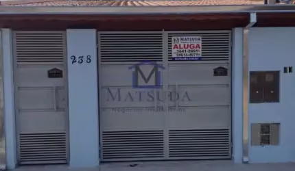 Casa nova, 2dorm, suíte, sacada, 1 vaga coberta, reg Leste.
