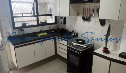 OPORTUNIDADE! Aconchegante apartamento de 2 dormitórios (1 suíte) totalmente mobiliado para locação no Marapé em Santos – SP