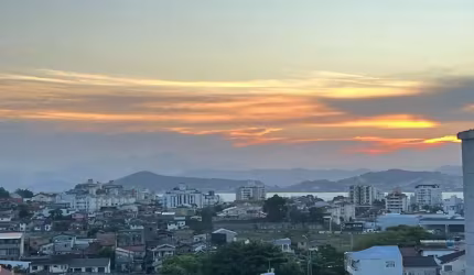 Apartamento com 3 quartos à venda na Rua Doutor Abel Capela, 863, Coqueiros, Florianópolis por R$ 360.000