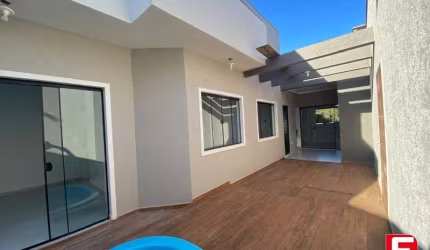Casa com 3 quartos à venda na Rua Embiriba, 56, Alvorada, Itapoá por R$ 450.000