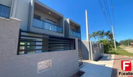 Casa com 3 quartos à venda na Rua Malvina Barbosa, 796, Balneario Santa Clara, Itapoá por R$ 500.000