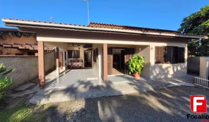 Casa com 3 quartos à venda na Itapema do Norte, Itapema do Norte, Itapoá por R$ 690.000