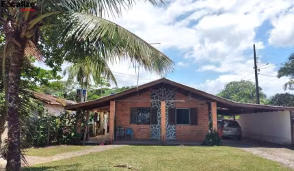 Casa com 3 quartos à venda na Avenida Beira Mar 05, Figueira do Pontal, Itapoá por R$ 535.000
