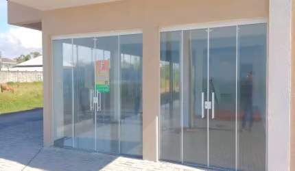 Sala comercial com 1 sala à venda na Rua Leônidas Pommer, 302, Barra do Sai, Itapoá, 144 m2 por R$ 800.000