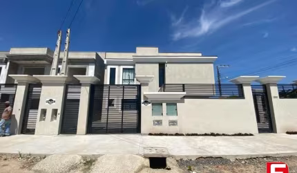 Casa com 2 quartos à venda na RUA MARIA JOSE DE ANDRADE VIEIRA, Volta ao mundo, Itapoá por R$ 468.000