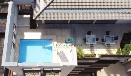 Casa nas Alturas  Cobertura de Alto Padrão 345,68 m2  privativos 4 quartos sendo 2 suítes  salas com varanda  Piscina aquecida com Vista 360º p cidade