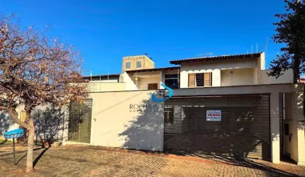 Casa Sobrado com 04 Quartos, Gourmet e Piscina, Jardim Brasília, Zona Leste, Londrina PR.