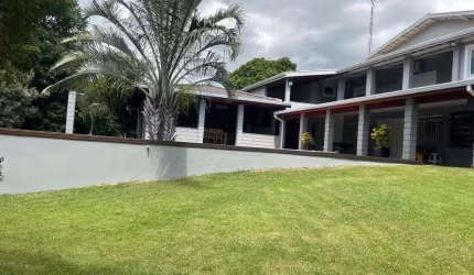 Chácara à Venda com Fundo para o Lago no Condomínio Mosteiro de Itaíci – Indaiatuba – Sp.