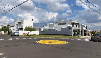 Ótimo lote á venda de esquina 202,62m²