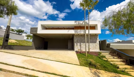 Casa à Venda no Condomínio Helvétia Park com 04 Suítes sendo 01 com closet - Indaiatuba - Sp.