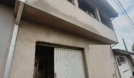 Casa sobrado em reforma venda com preço de oportunidade com 334m² de construção e terreno de 200m²