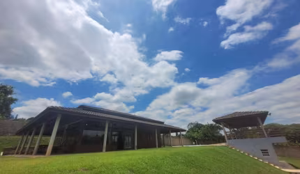Linda chacara á venda de 3.000m² de terreno  excelente oportunidade