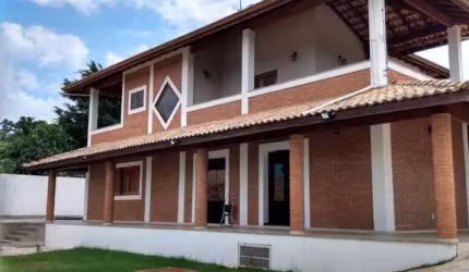 TRAVIÚ - 5 DORMS. (SUÍTE) - AT 1.000m² - AC 650m²