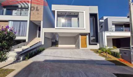 RESERVA ERMIDA - 3 SUÍTES - 4 VAGAS - AT 250m² - AC 241m²
