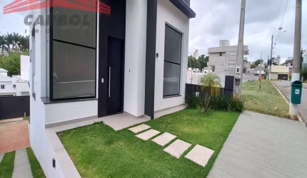 COND. VILLA VERDE - 3 SUÍTES - 4 VAGAS - AT 300m² - AC 208m²