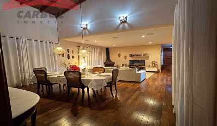 RESERVA DA SERRA - AT 504m² - AC 208m² - 3 SUÍTES - 4 VAGAS