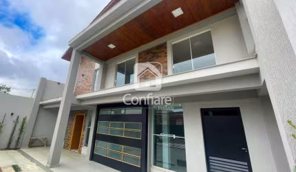 Sobrado Triplex no Jardim Carvalho