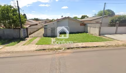 Casa em condomínio Jd. Pontagrossense