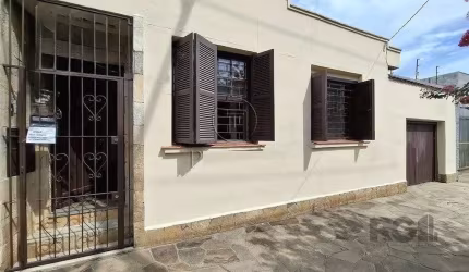 Casa para Venda - 90m², 2 dormitórios, 4 vagas - São Geraldo