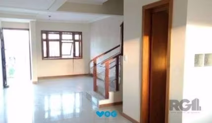 Casa de 2 dormitórios 2 vagas - Parque Santa Fé