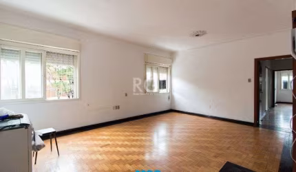 Apartamento para Venda - 101m², 3 dormitórios, 1 vaga - Menino Deus