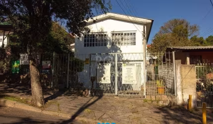 Casa no Bairro Tristeza - 3 dormitórios