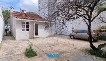 Casa de 2 dormitórios no bairro Petrópolis