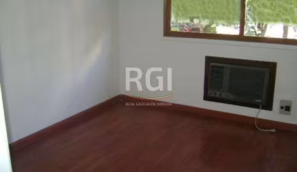 Apartamento para Venda - 105.8m², 3 dormitórios, sendo 1 suites, 2 vagas - Petró
