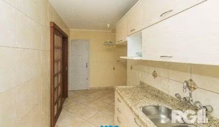 APARTAMENTO DE 3 DORMITÓRIOS COM VAGA DE GARAGEM NA AV IGUASSU