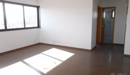Apartamento para Venda - 92m², 2 dormitórios, sendo 1 suites, 2 vagas - Petrópol