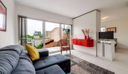 Apartamento com 1 dormitório e 1 vaga no Bairro Mont Serrat