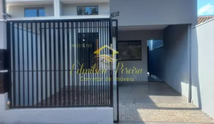 Casa à venda 2 quartos sendo um dele suíte no Parque Universidade em  Londrina, PR